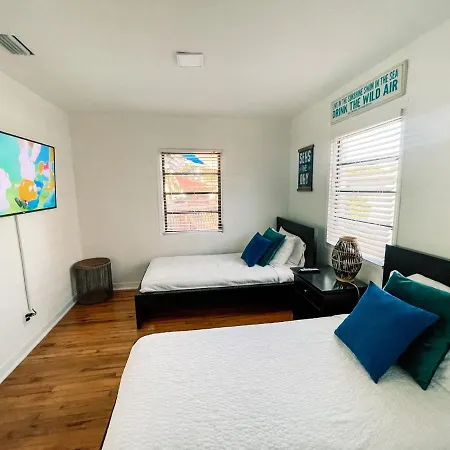 Hammocks & Mini-Golf! 10 Mins From Beach! Hollywood Exterior photo