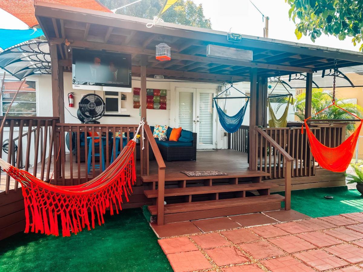 Сasa de vacaciones Hammocks & Mini-golf! 10 Mins From Beach!
